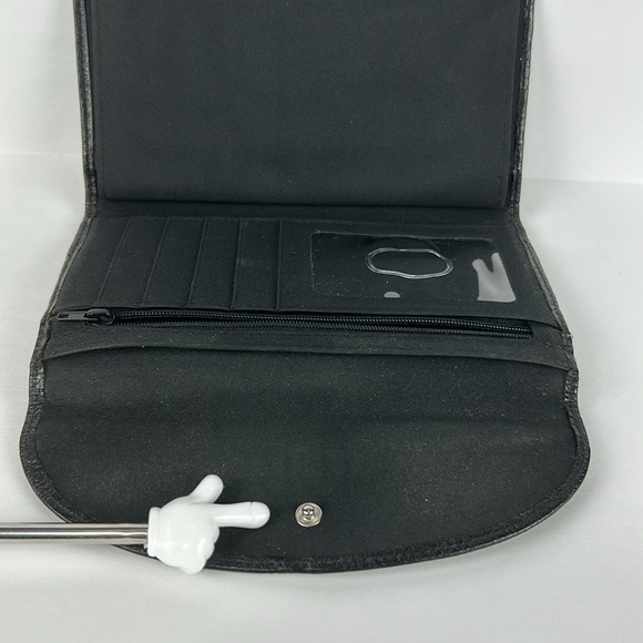 Buxton Black Leather Clutch Wallet - Picture 6 of 7